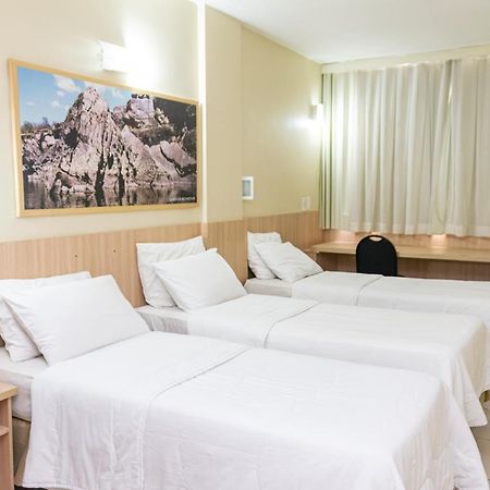 Hotel Express Arrey - Терезина Экстерьер фото