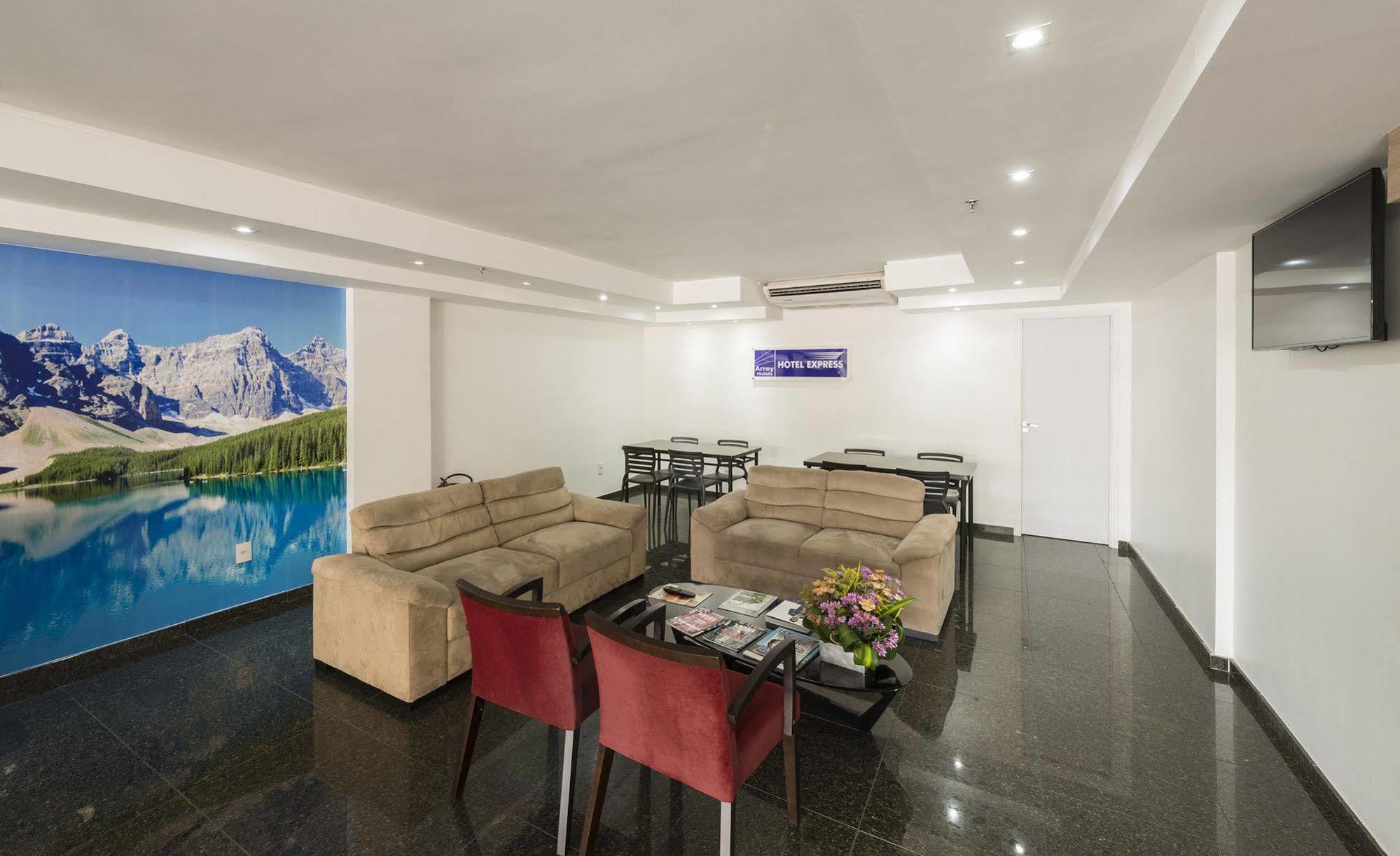Hotel Express Arrey - Терезина Экстерьер фото